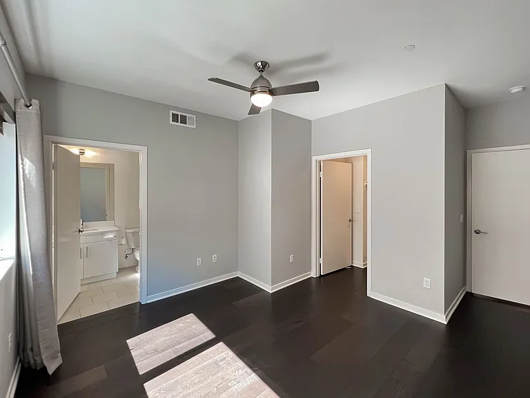 2926 Rowena Ave #2 — Photo 9