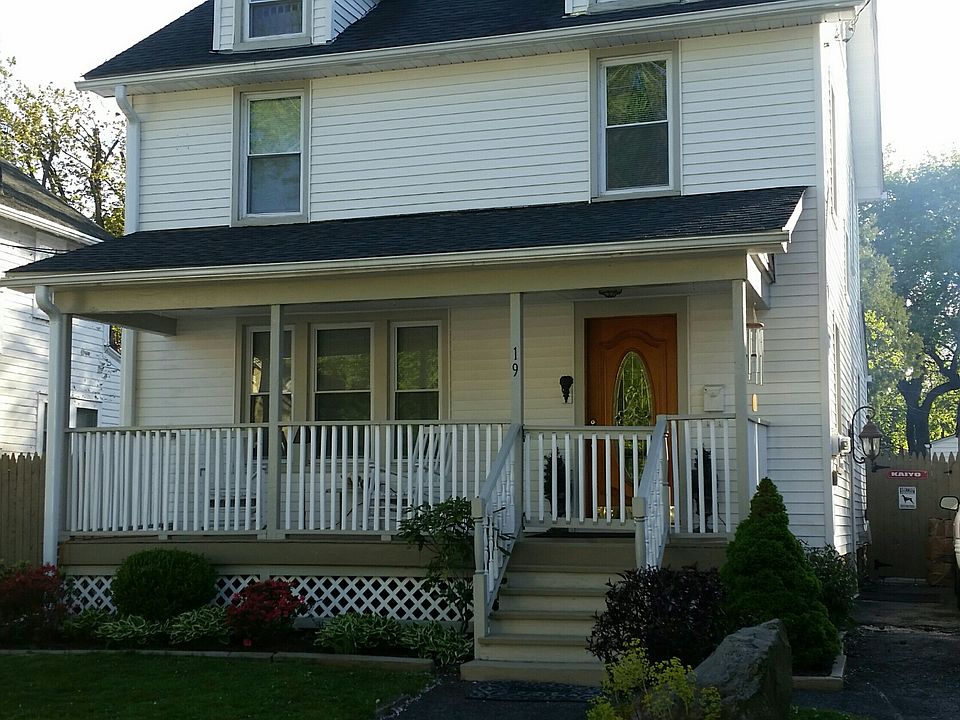 Rocking chair front porch
