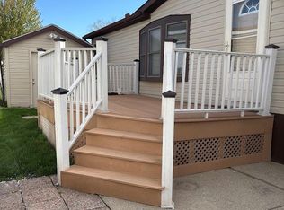 15351 Danseur Dr, Clinton Township, MI 48038