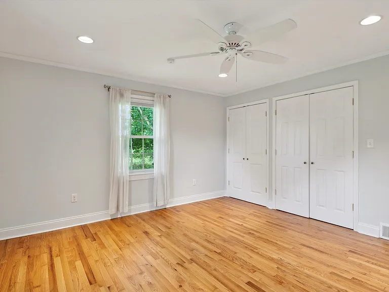 432 Webb Rd — Photo 22