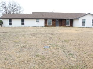 1809 Oak Grove Rd E, Burleson, TX 76028