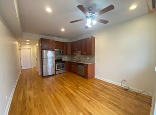 Washington 2120 W, Chicago, IL 60612