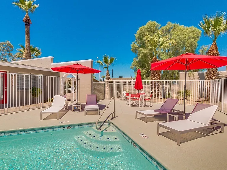 $0 First Month Rent! Remodeled 2 Bed Casita w/ Private Patio, W/D & Pool — Photo 37
