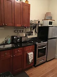 Rented by Empire Deeds LLC 