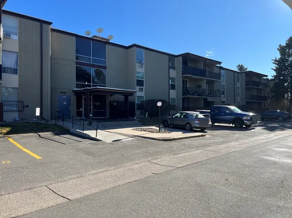 2231 S Vaughn Way, Aurora, CO 80014