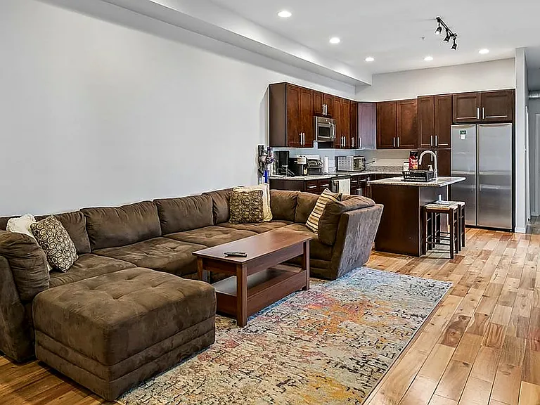 413 Fairmount Ave #2 — Photo 1