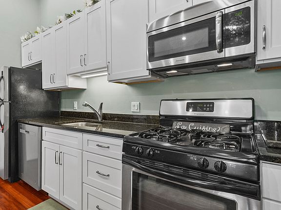 3rd image of 25 Hosmer St APT 15
