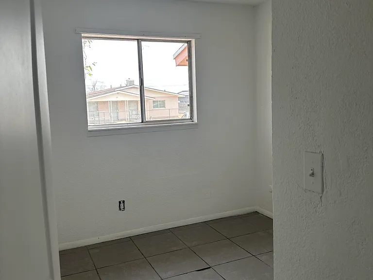 7828 West Dr #E — Photo 5
