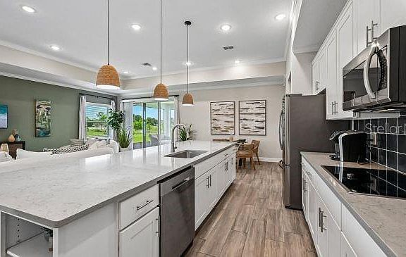 4th image of 5011 LYDIA COURT