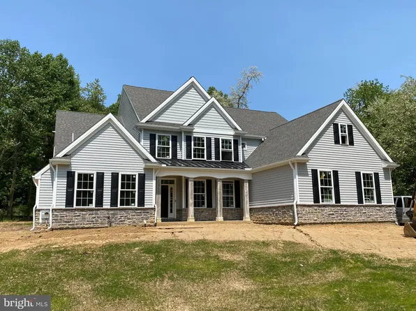 347 Valley Rd, Media, PA 19063