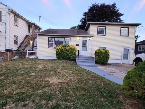 1704 Heck Ave, Neptune, NJ 07753