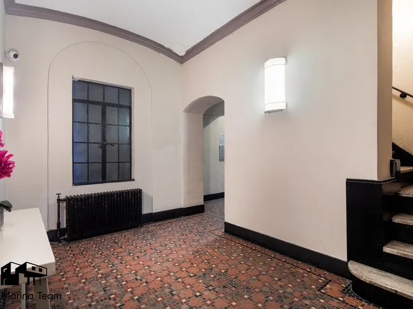 172 5th Avenue image 7 of 9