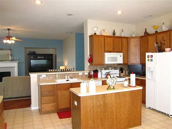 4th image of 8009 Wilmington Dr