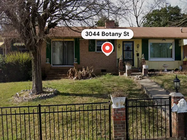 3044 Botany St #1, Charlotte, NC 28216