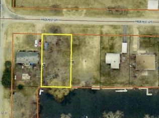 Prospect Dr, Decatur, MI 49045