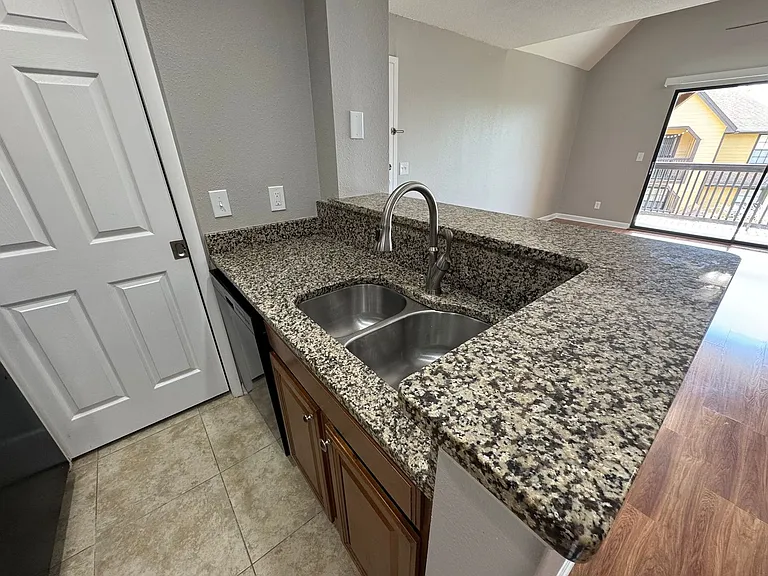 390 Lake Placid Ct #303 — Photo 23