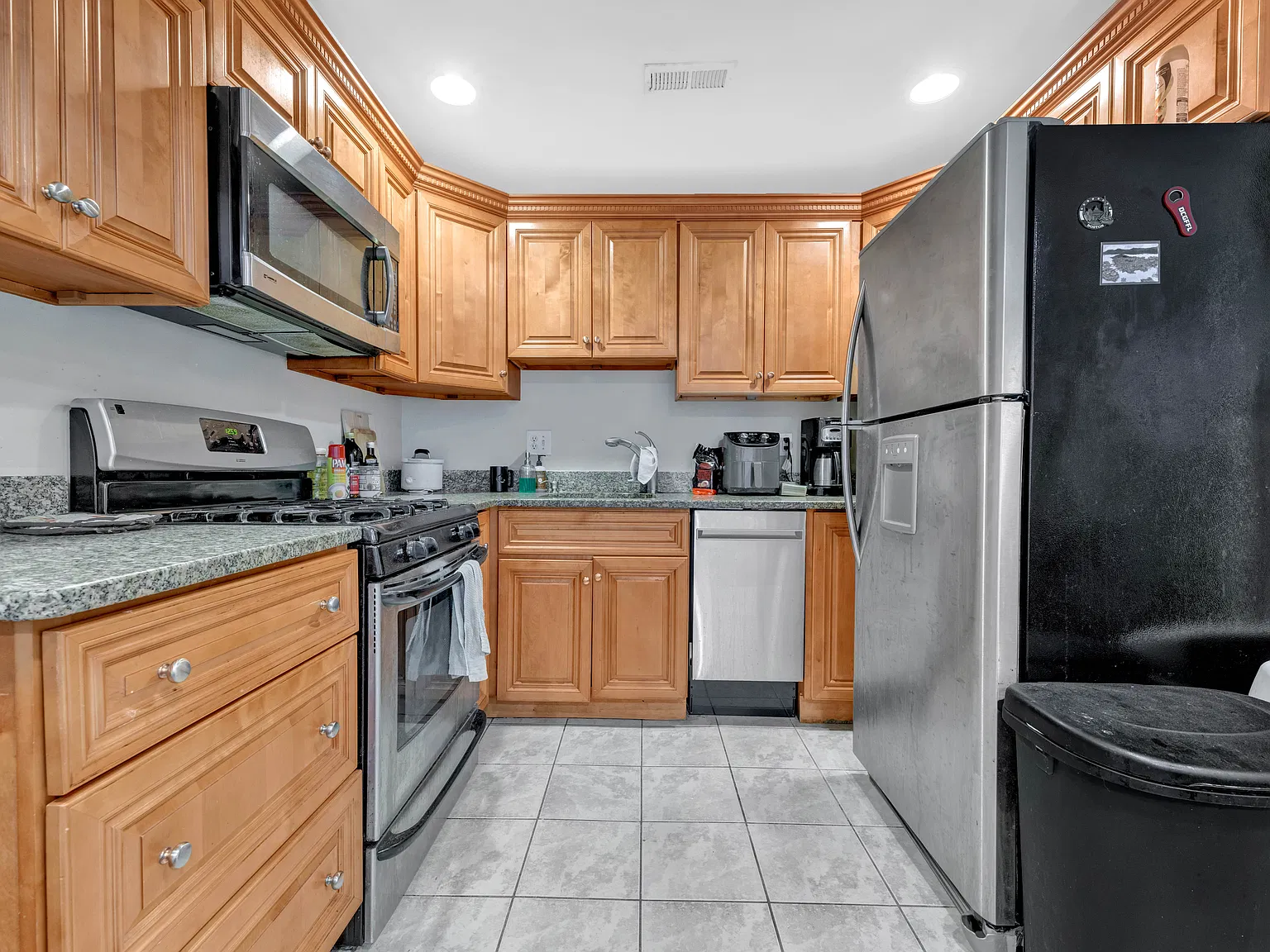 2 bed, $2,350 — Photo 3
