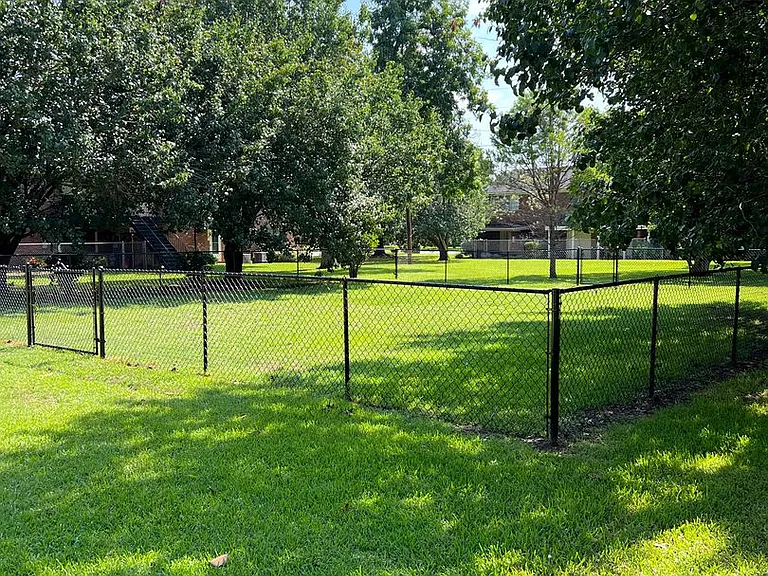 Huntingdon Apartments — Photo 37