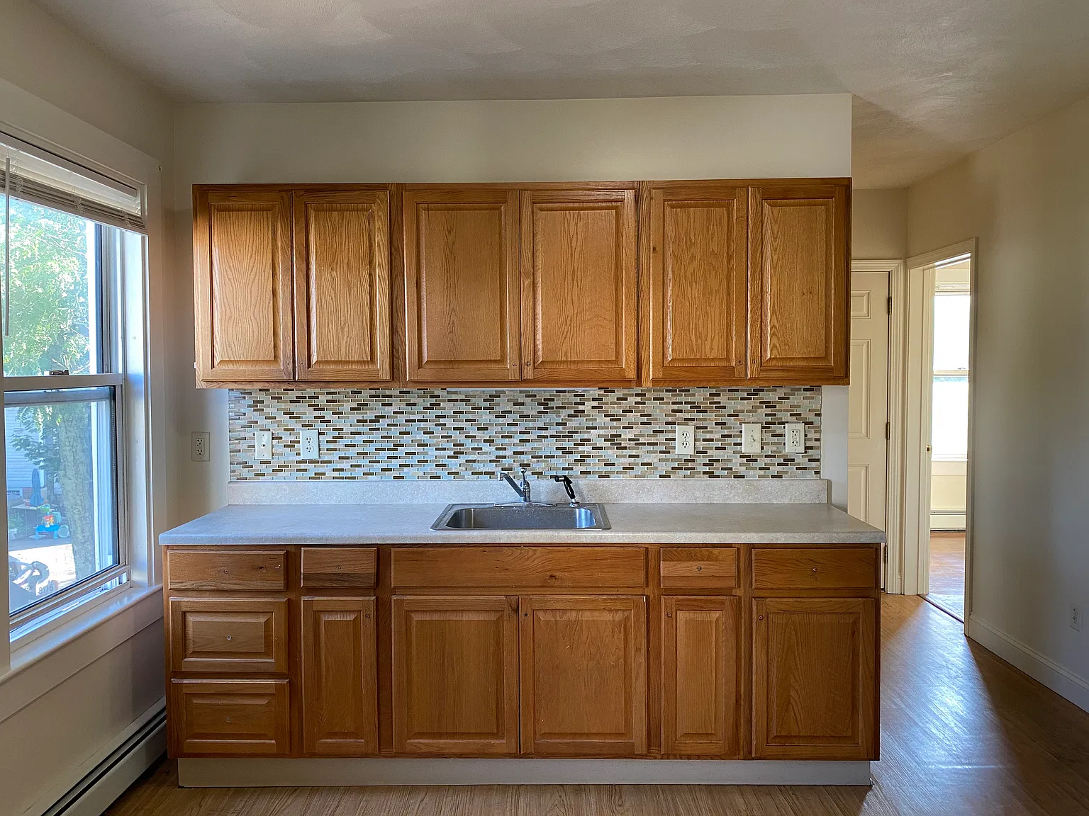 3 bed, $2,800 — Photo 2