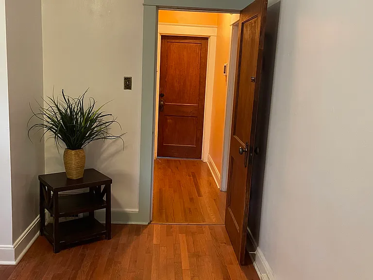 2801 Clermont St — Photo 6