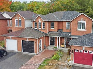 70 Hawthorne Cres, Barrie, ON L4N 9Y8