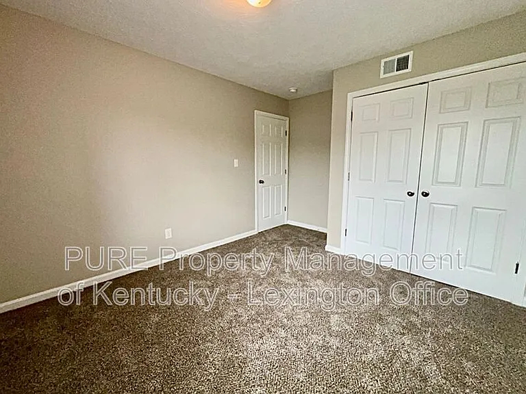 133 Grinder Ct — Photo 11