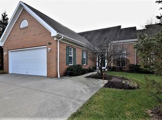 600 Daleview Dr, Aurora, OH 44202