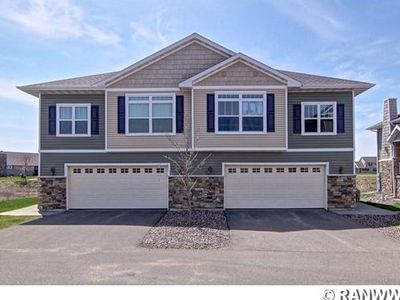 5203 Stonewood Dr, Eau Claire, WI, 54703