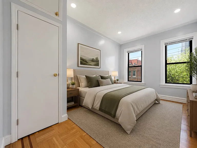 161 E 52nd St #2F — Photo 8