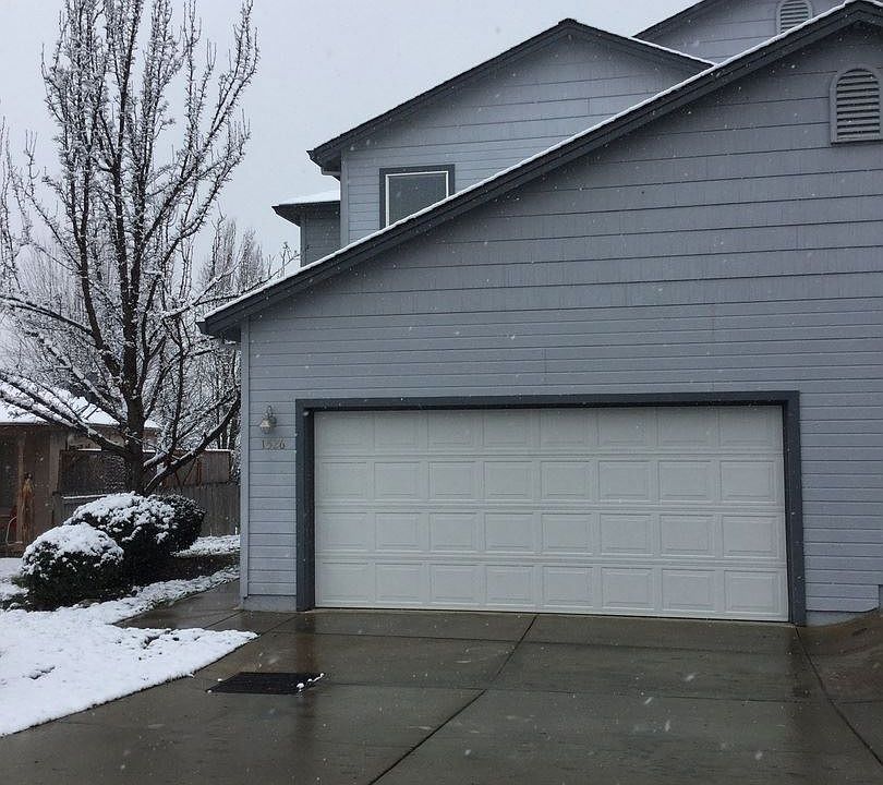 1st image of 1526 Hartell St
