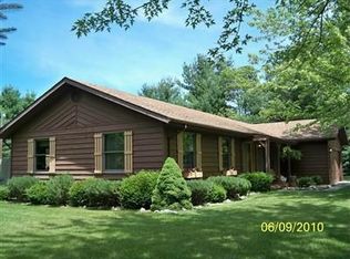 8926 22nd St SW, Demotte, IN 46310