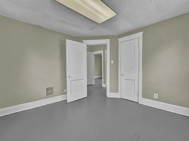13317 Caine Ave — Photo 18