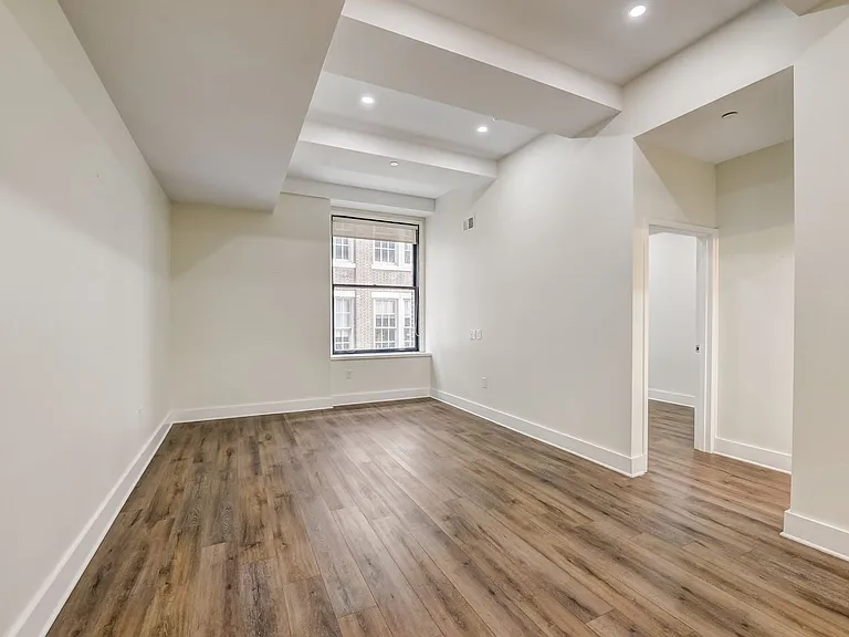 The Ledger Residences — Photo 40