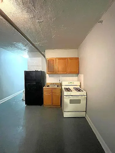 160 Vermilyea Ave #ST Photo 1