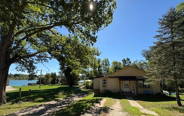 1st image of 12484 Maston Lake Rd