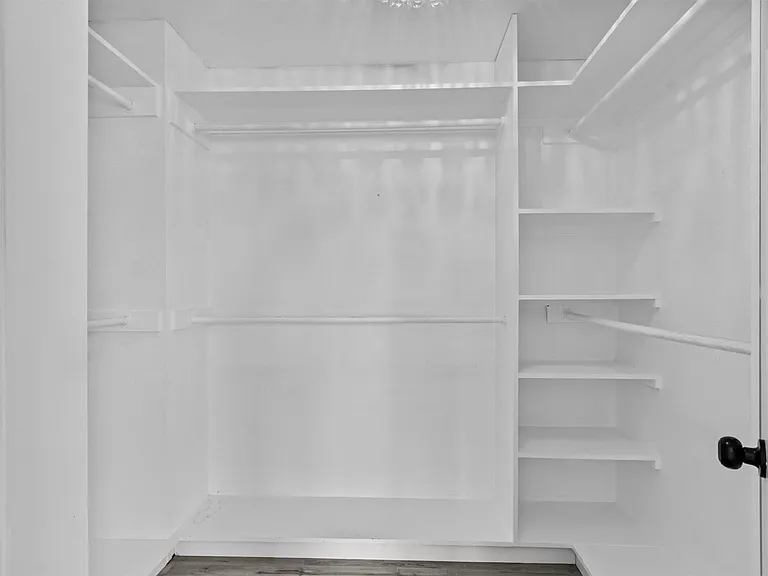 303 Quail Hollow Dr — Photo 13