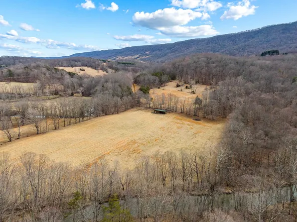 Simmonsville Rd, Newport, VA 24128