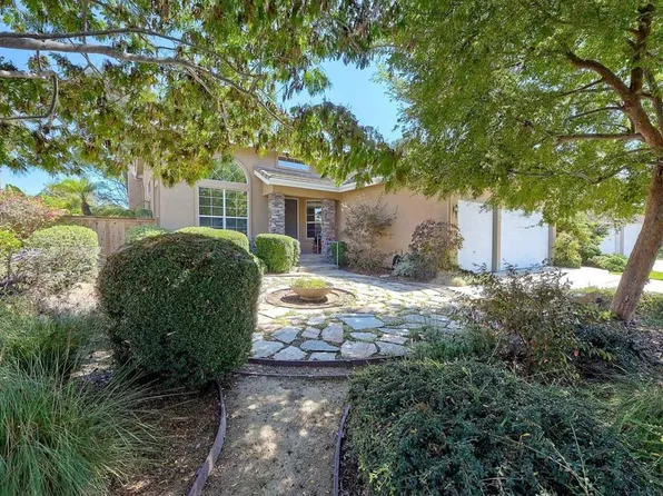 5141 Palmera Dr, Oceanside, CA 92056