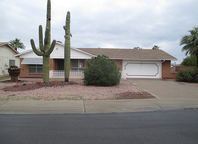 1st image of 8425 N 104th Dr