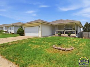 424 SE 44th St, Topeka, KS 66609