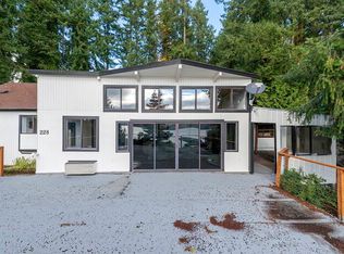 228 Lakeview Dr, Silverlake, WA 98645