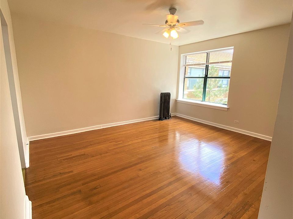 1st image of 3150.5 W Wilson Ave #3E