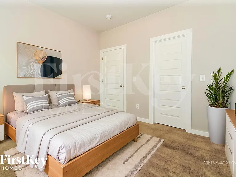 305 Avalon Way — Photo 13