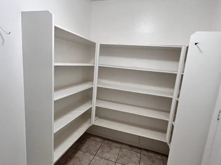 3041 W Horsham Dr — Photo 11