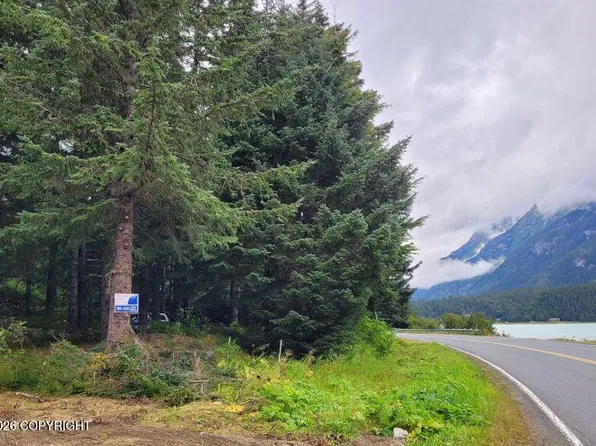 4153 Lutak Rd, Haines, AK 99827