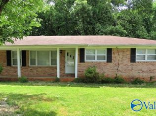 5002 Ortega Cir NW, Huntsville, AL 35810