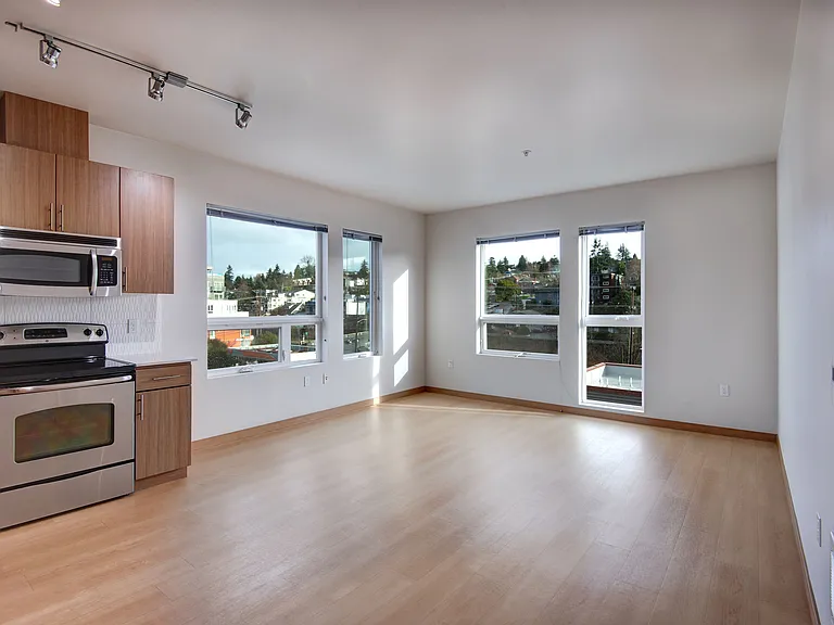Slate Apartments — Photo 32