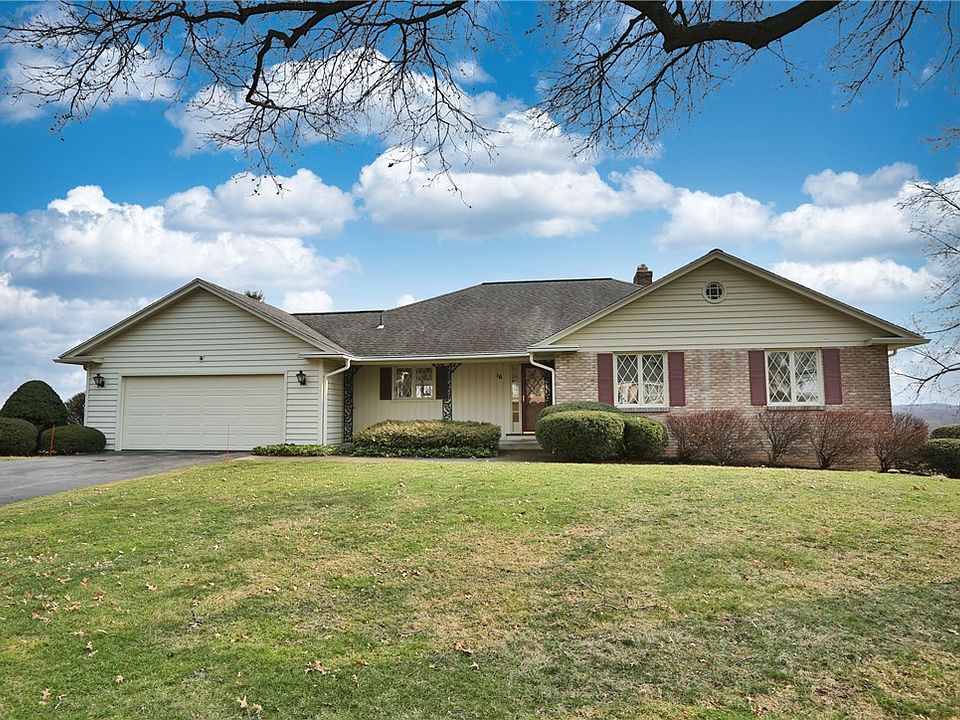 1st image of 16 Old Farm Cir