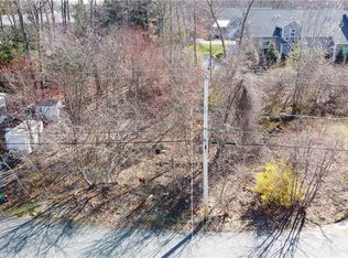 19 Standring St, Cumberland, RI 02864