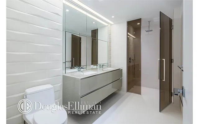Rented by Douglas Elliman | media 15